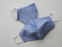 Premium Mund Nasenschutz, 3-lagig aus 100% Baumwolle in mittelblau, für längeren Einsatz. Waschbar und wiederverwendbar. Angenehmer Tragekomfort, mit Gummizug und ohne Falte
